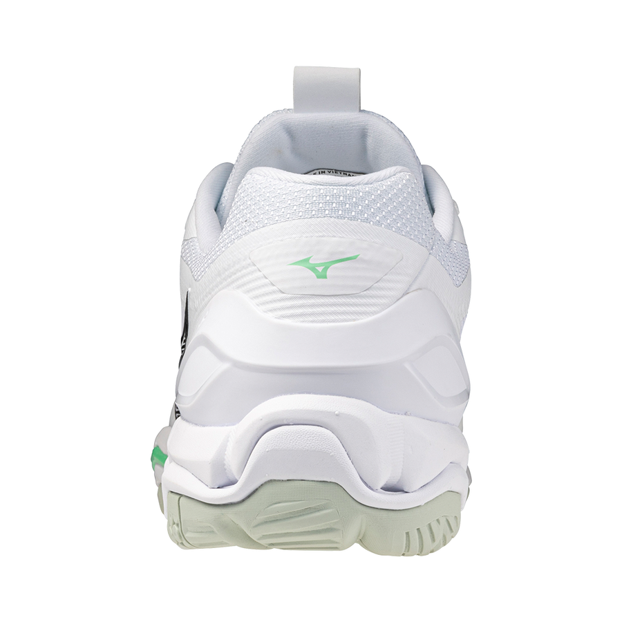 Mizuno Wave Stealth 6
