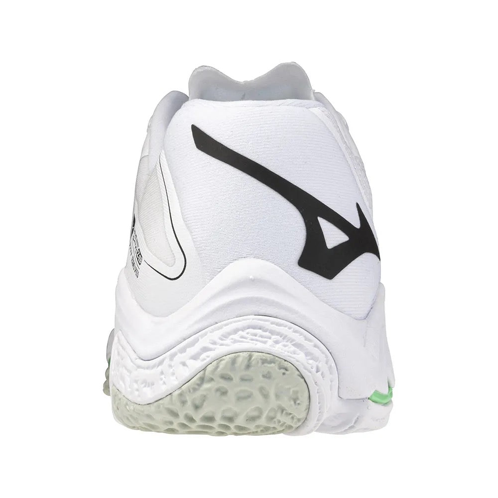 Mizuno Wave Lightning Z8